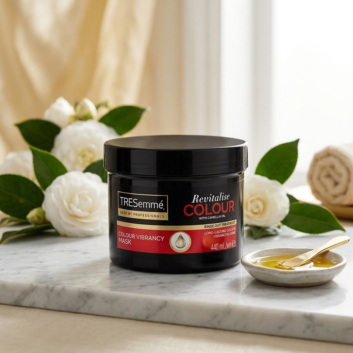 Tresemme - Revitalize Colour Colour Vibrancy Mask With Camellia Oil - 440ml (Slovakia)