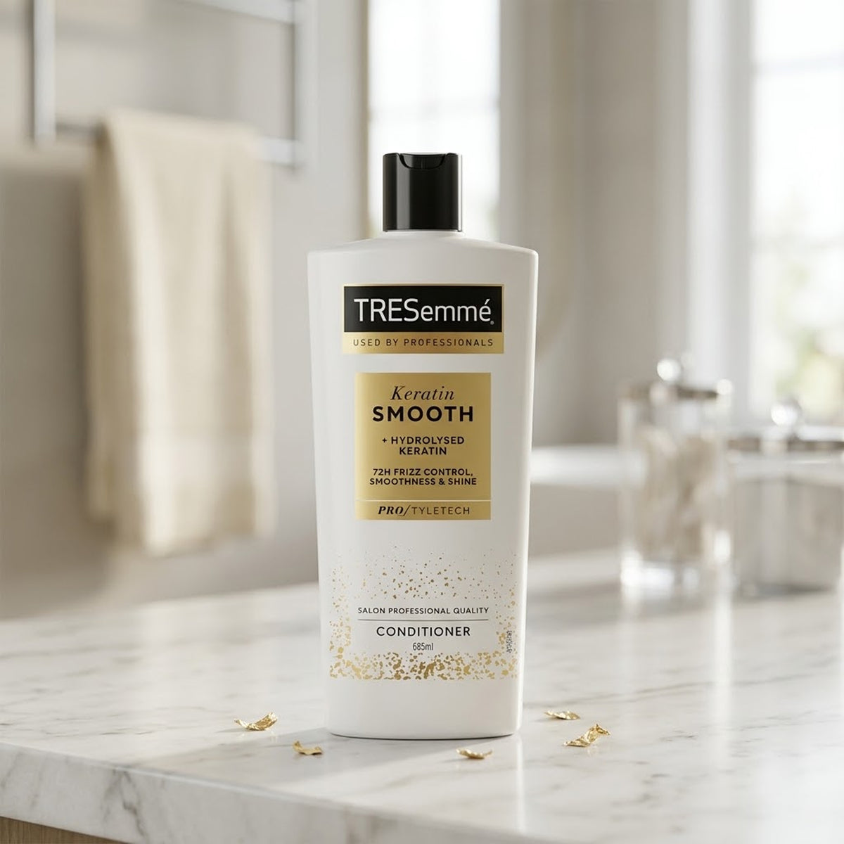 Tresemme - Keartin Smooth + Hydrolyzed Keratin Conditioner - 685ml (Poland)