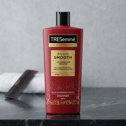 Tresemme - Keartin Smooth + Hydrolyzed Keratin Shampoo - 685ml (Poland)